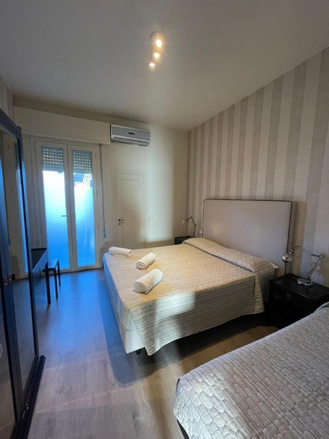 Hotel Vera チェゼナーティコ エクステリア 写真